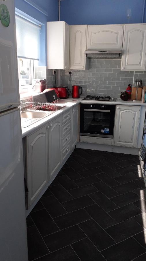 94 Main Street - Pembroke Holiday Home מראה חיצוני תמונה