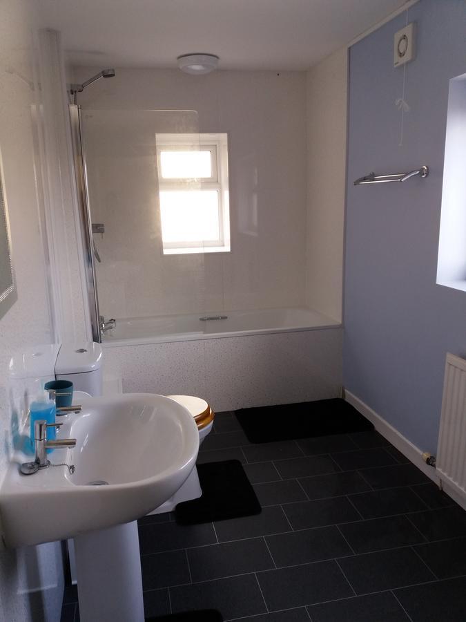 94 Main Street - Pembroke Holiday Home מראה חיצוני תמונה